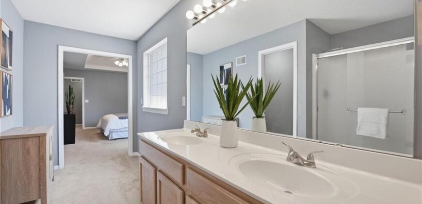 8335 N Kensington Avenue, Kansas City, MO 64119