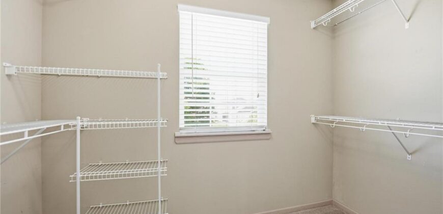 8335 N Kensington Avenue, Kansas City, MO 64119