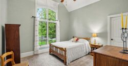 10515 N Michigan Avenue, Kansas City, MO 64155