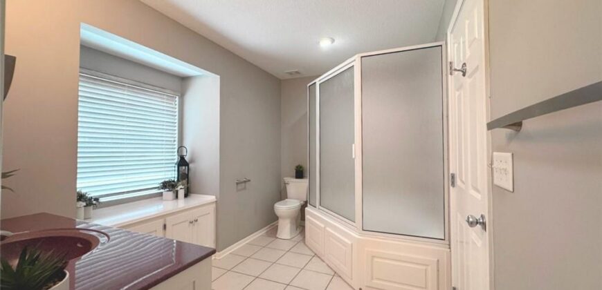9123 N Oregon Avenue, Kansas City, MO 64154