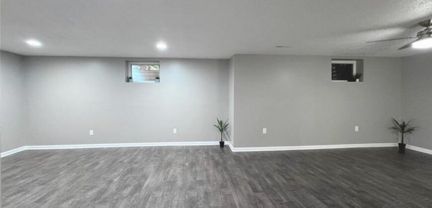 9123 N Oregon Avenue, Kansas City, MO 64154