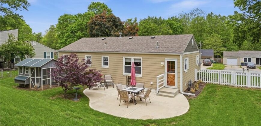 5711 N Amoret Avenue, Kansas City, MO 64151