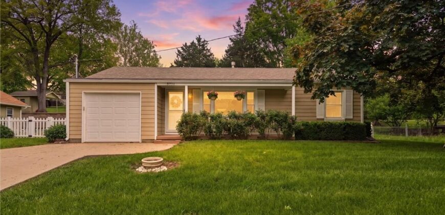5711 N Amoret Avenue, Kansas City, MO 64151