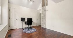 1127 Cardinal Drive, Liberty, MO 64068
