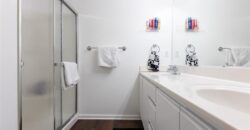 6834 N Olive Street, Gladstone, MO 64118