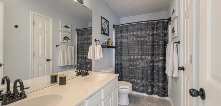 1014 NE 92nd Court, Kansas City, MO 64155