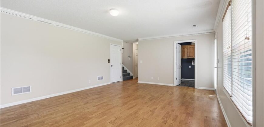 11416 N Madison Avenue, Kansas City, MO 64155