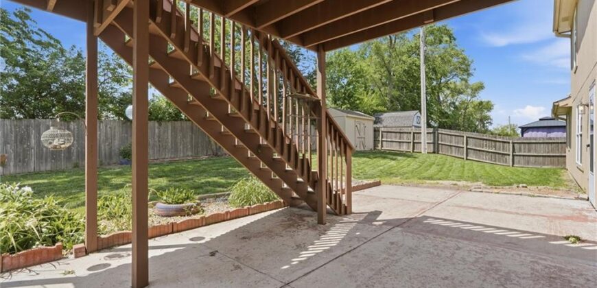 11416 N Madison Avenue, Kansas City, MO 64155