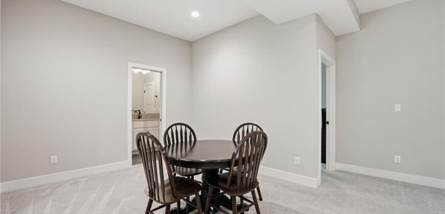 812 Foxglove Lane, Kearney, MO 64060