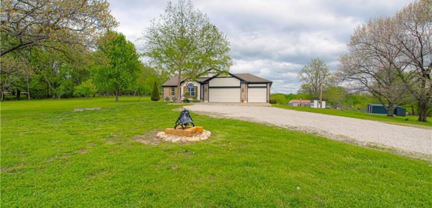 16023 Jesse James Farm Road, Kearney, MO 64060