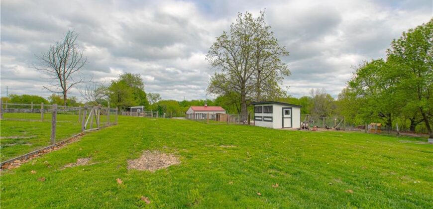 16023 Jesse James Farm Road, Kearney, MO 64060