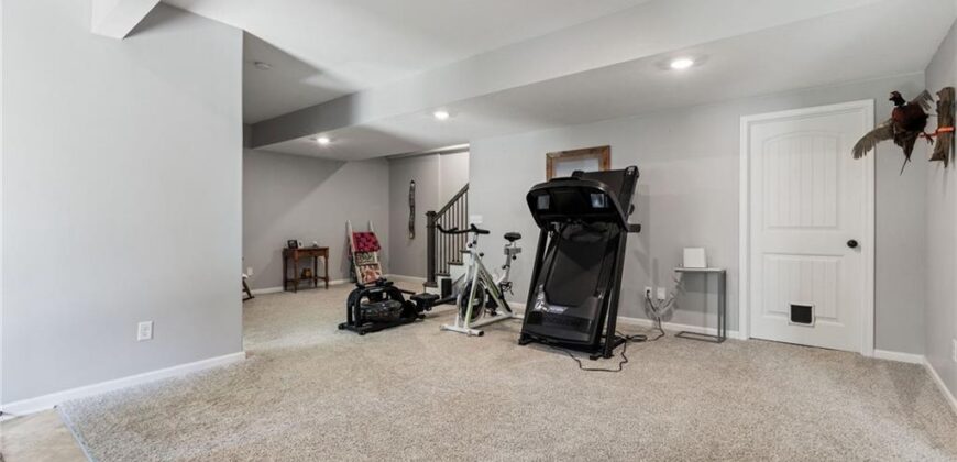 11723 N Windsor Avenue, Kansas City, MO 64157