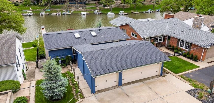 853 S Shore Drive, Lake Waukomis, MO 64151