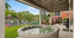 853 S Shore Drive, Lake Waukomis, MO 64151