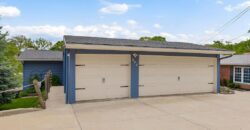 853 S Shore Drive, Lake Waukomis, MO 64151