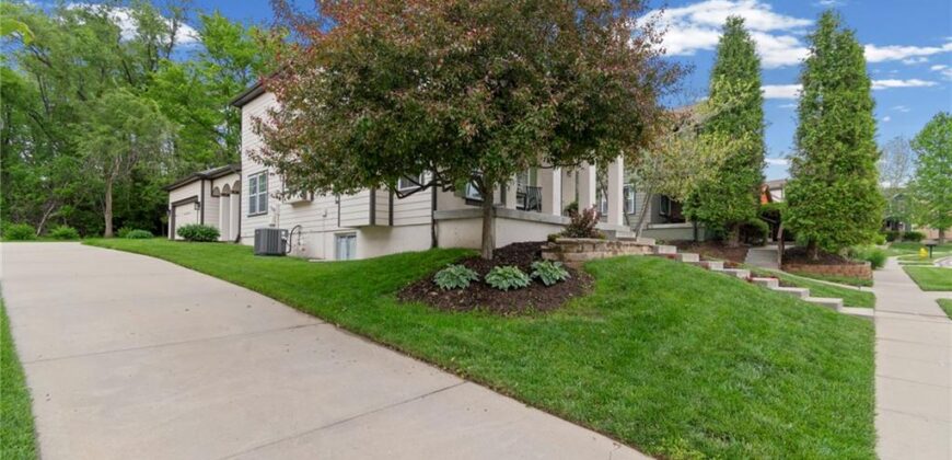 314 Fawn Lane, Liberty, MO 64068