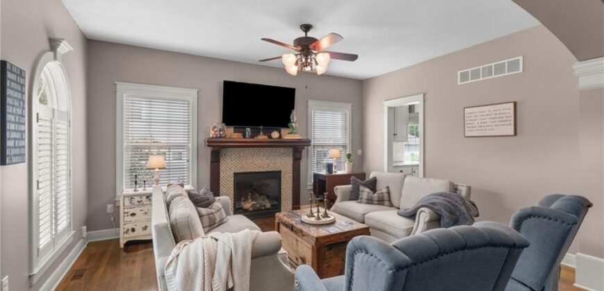 314 Fawn Lane, Liberty, MO 64068