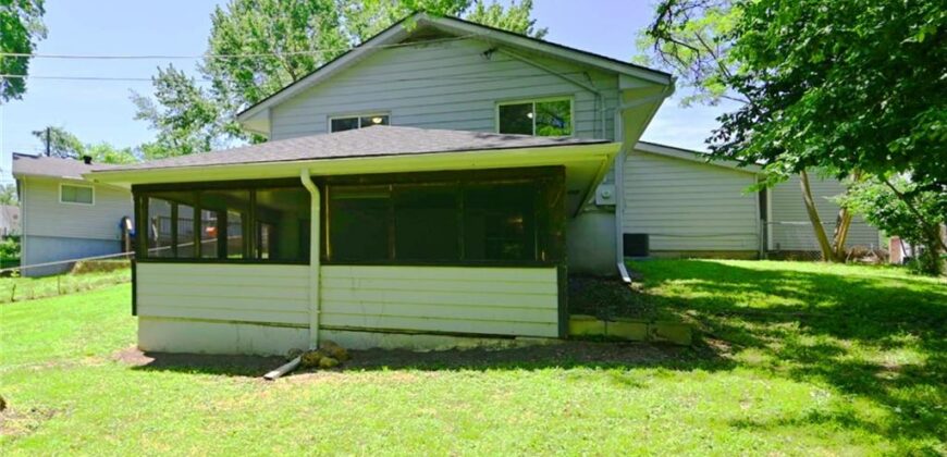 5437 N Askew Avenue, Kansas City, MO 64119