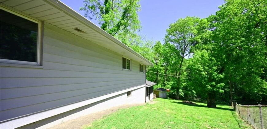 5437 N Askew Avenue, Kansas City, MO 64119