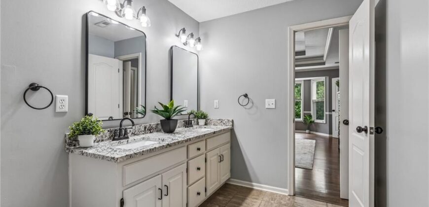 9119 N Camden Avenue, Kansas City, MO 64154