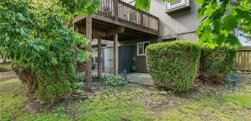 9119 N Camden Avenue, Kansas City, MO 64154
