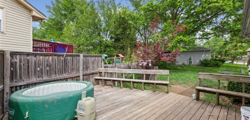 7617 NW Milrey Drive, Kansas City, MO 64152