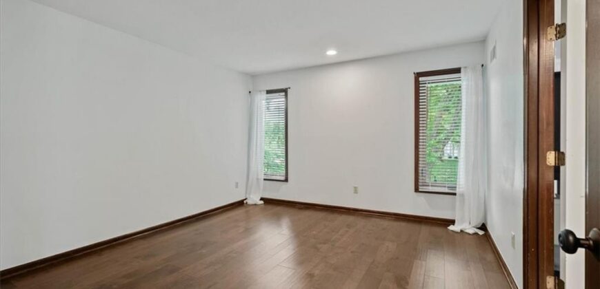 5405 NW 62nd Street, Kansas City, MO 64151