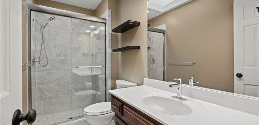 5405 NW 62nd Street, Kansas City, MO 64151