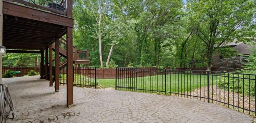 5405 NW 62nd Street, Kansas City, MO 64151