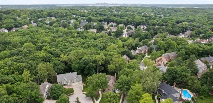 5405 NW 62nd Street, Kansas City, MO 64151