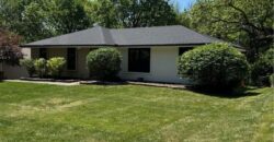 6832 NW Pleasant View Drive, Parkville, MO 64152