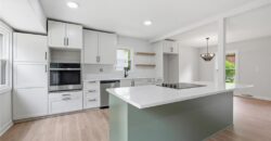 6832 NW Pleasant View Drive, Parkville, MO 64152