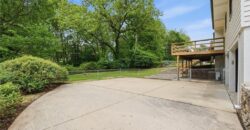 6832 NW Pleasant View Drive, Parkville, MO 64152