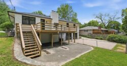 6832 NW Pleasant View Drive, Parkville, MO 64152