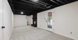 6832 NW Pleasant View Drive, Parkville, MO 64152