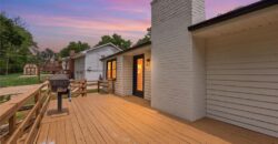6832 NW Pleasant View Drive, Parkville, MO 64152
