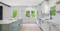 6832 NW Pleasant View Drive, Parkville, MO 64152