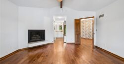 155 North Shore Drive, Lake Waukomis, MO 64151