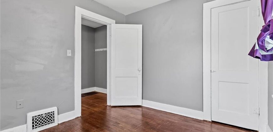 1 Vine Street, Excelsior Springs, MO 64024