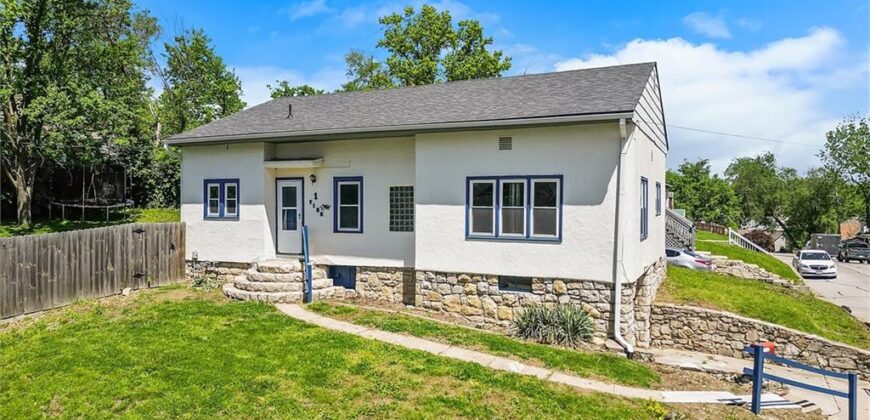 1 Vine Street, Excelsior Springs, MO 64024