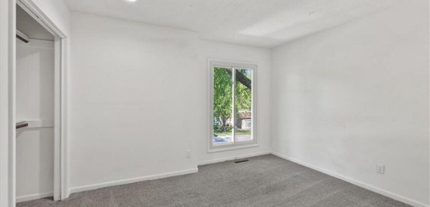 5605 Verlin Drive, Parkville, MO 64152