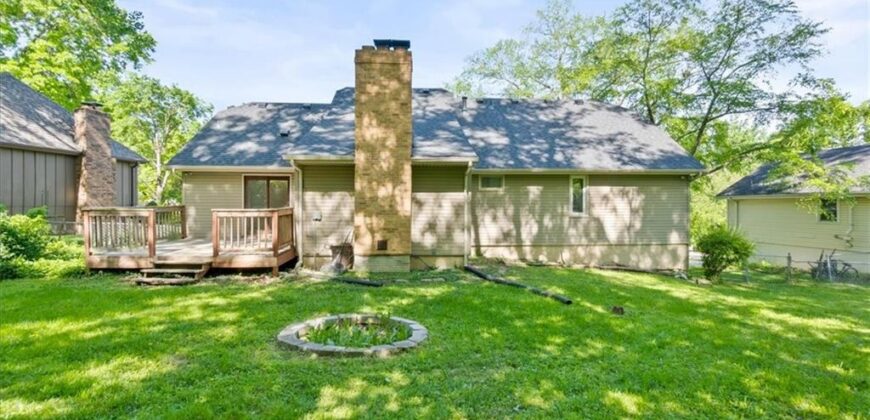 5605 Verlin Drive, Parkville, MO 64152