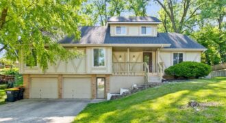 5605 Verlin Drive, Parkville, MO 64152