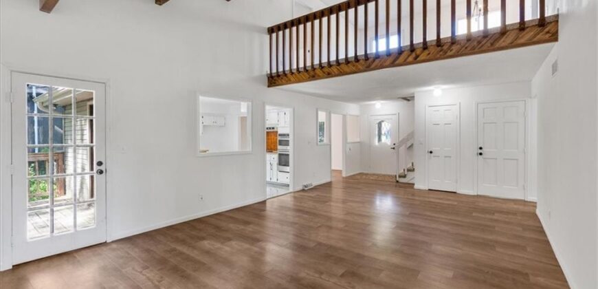 5605 Verlin Drive, Parkville, MO 64152