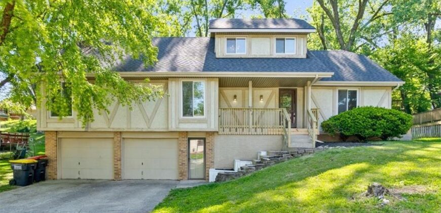 5605 Verlin Drive, Parkville, MO 64152