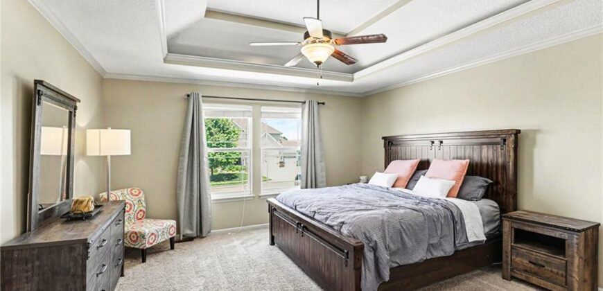 9901 N Farley Avenue, Kansas City, MO 64157