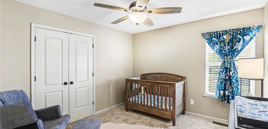9901 N Farley Avenue, Kansas City, MO 64157