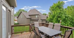 8011 Parkview Drive, Parkville, MO 64152