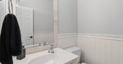 8011 Parkview Drive, Parkville, MO 64152