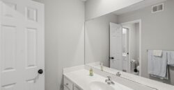 8011 Parkview Drive, Parkville, MO 64152